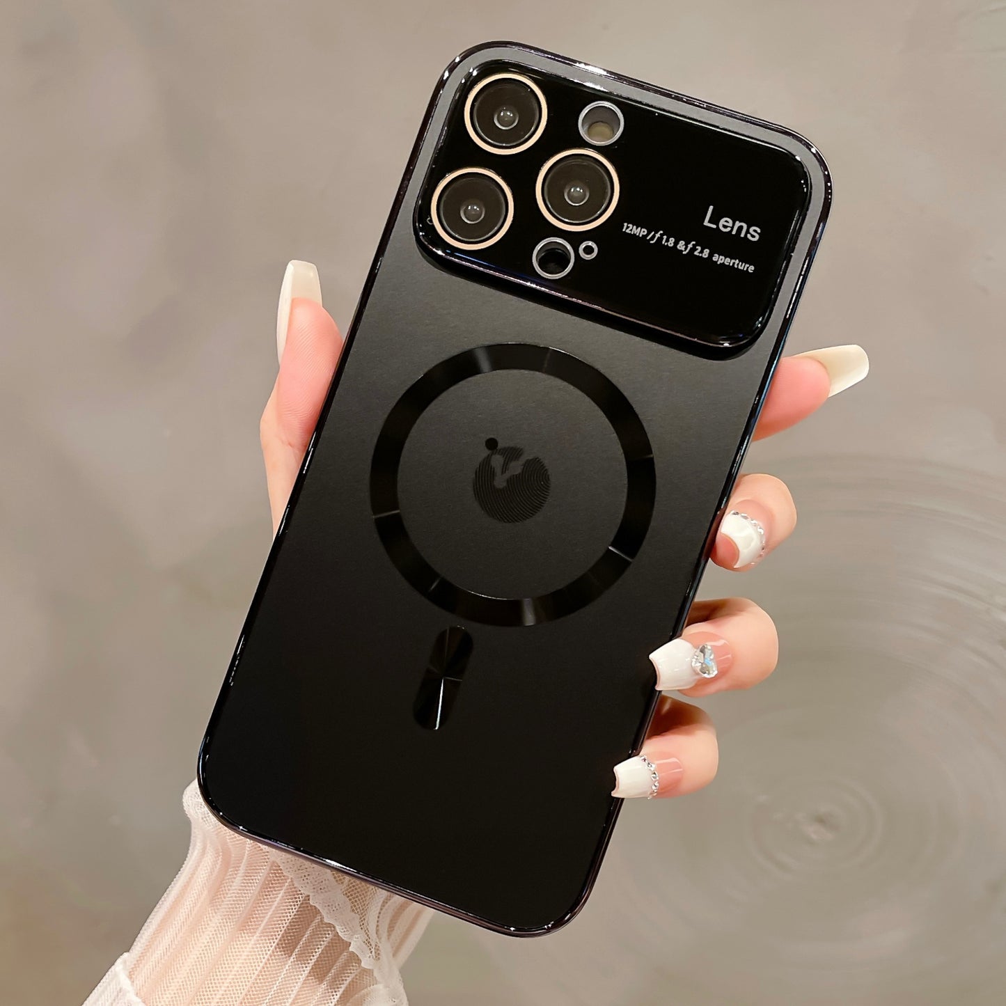 すりガラス調磁気吸着スマホケース